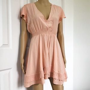 Jaase Peachy pink airline V-neck lace dress S